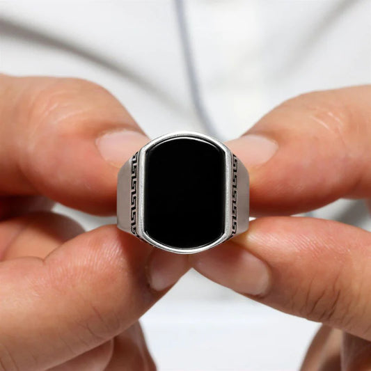 The Izmir Black Aqeeq Ring