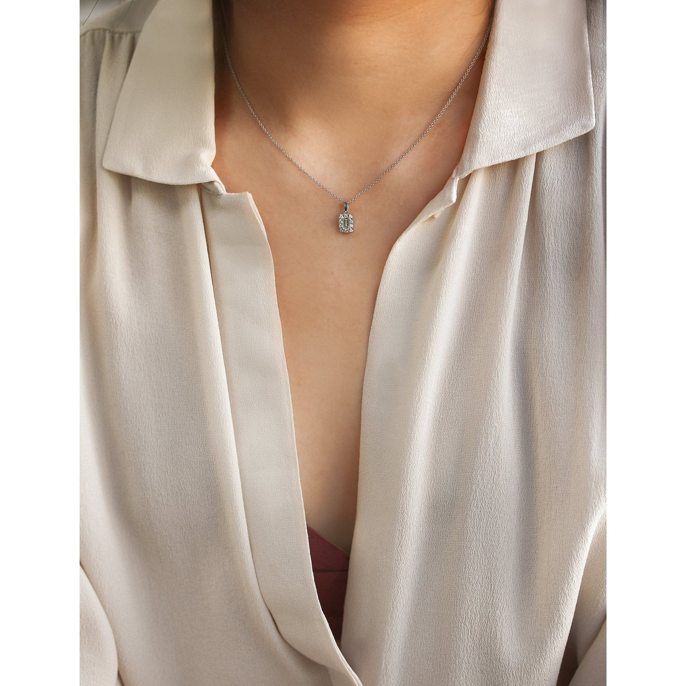 BAGUETTE DIAMOND NECKLACE - 925 SILVER