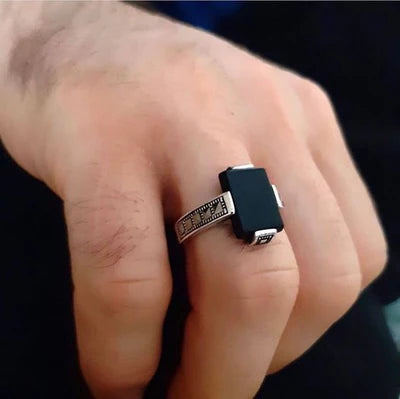 FALCON ONYX RING