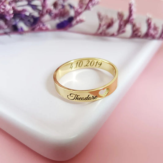 MINIMAL ENGRAVED RING