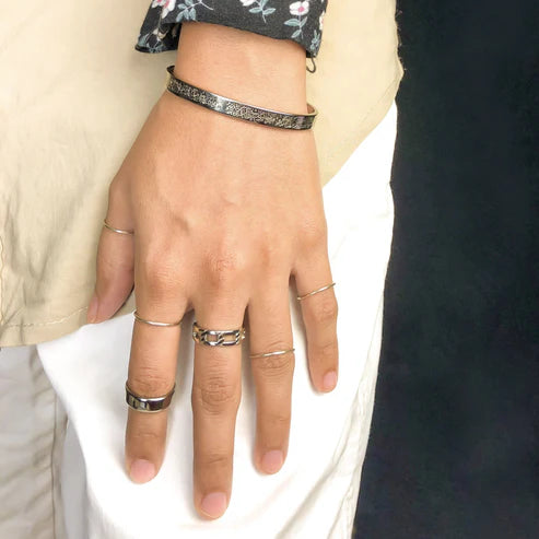 𝐃𝐞𝐚𝐥 𝐎𝐟 𝐓𝐰𝐨 𝐀𝐲𝐚𝐭𝐮𝐥 𝐊𝐮𝐫𝐬𝐢 𝐁𝐚𝐧𝐠𝐥𝐞𝐬