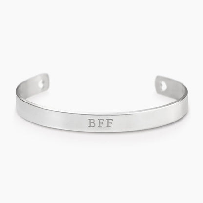MY HEART BANGLE